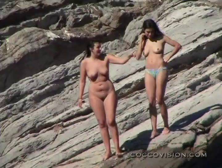 Nudist Videos Lola Loves the Beach 04 - 3
