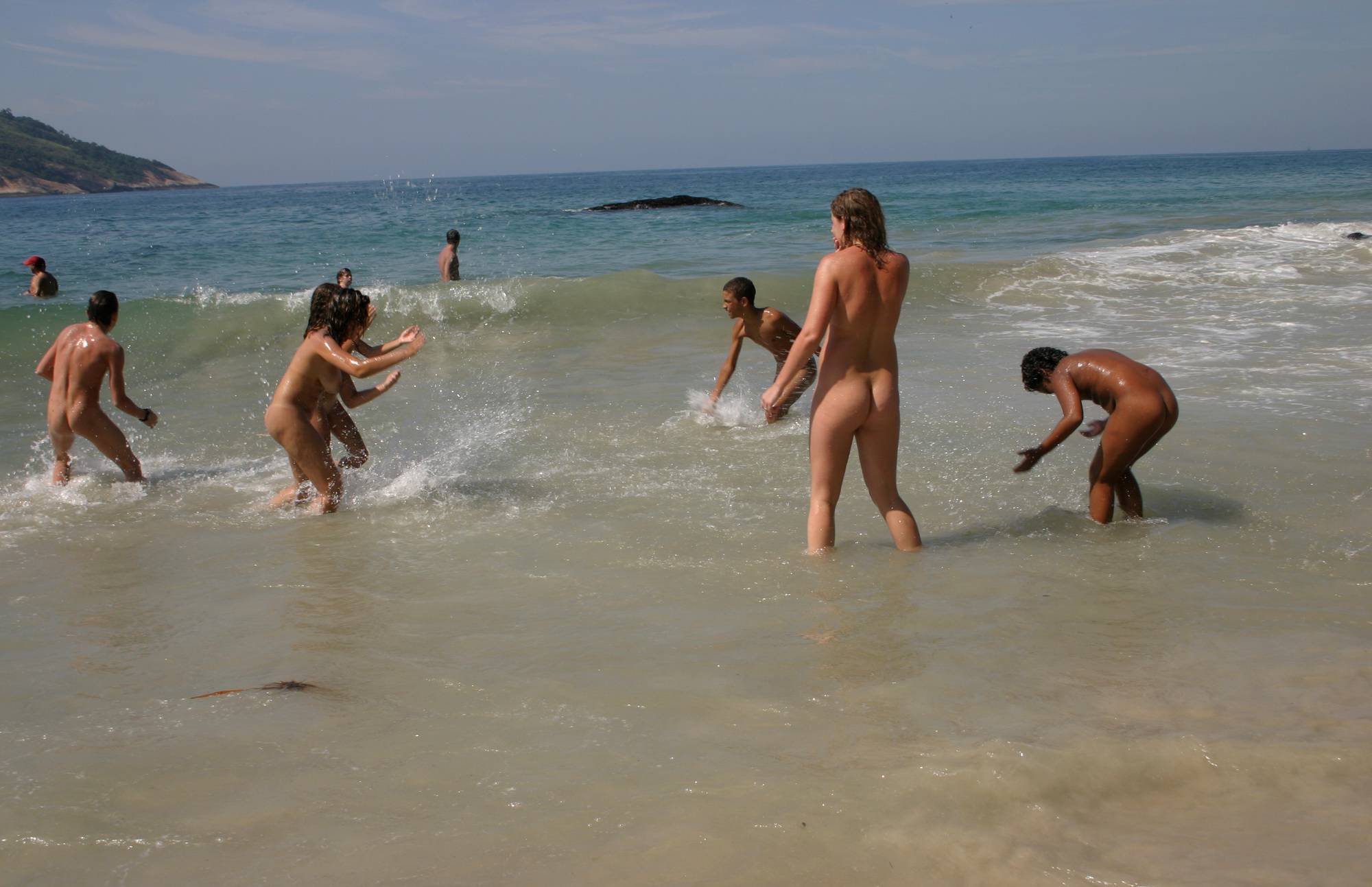 Pure Nudism Images Brazils Water Refreshing - 2