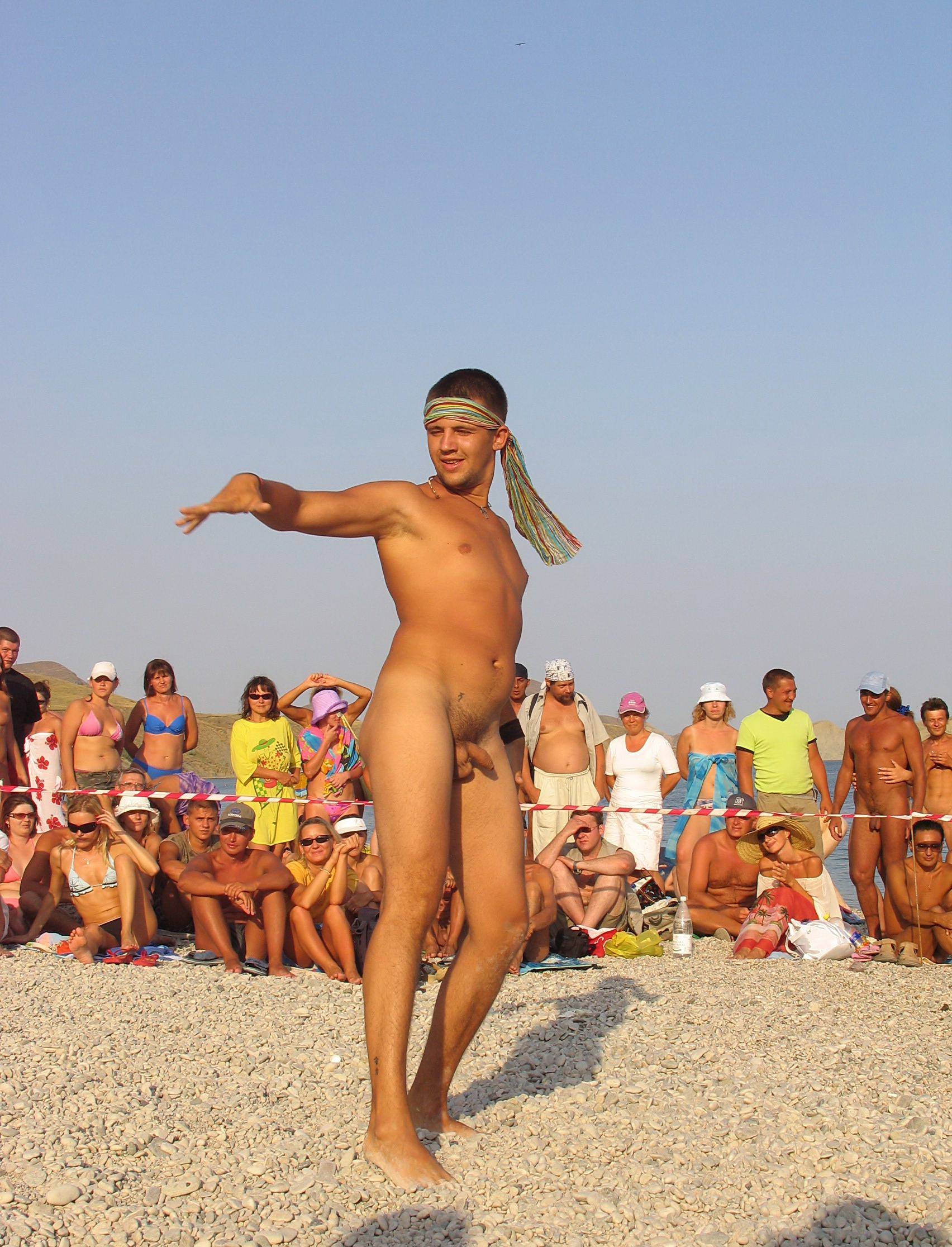 Purenudism Images Outdoor Beach Theatrics - 2