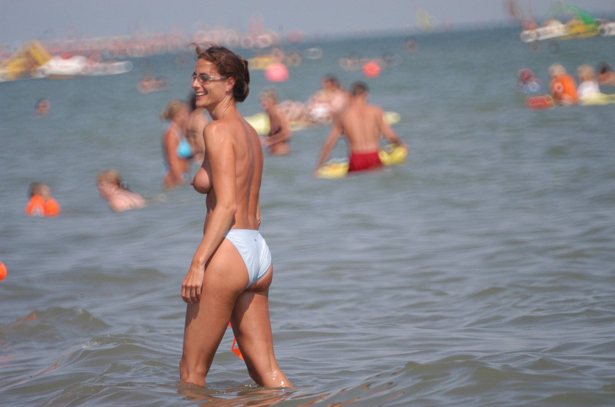 Pure Nudism Pics Italian Beach Water Fun - 1
