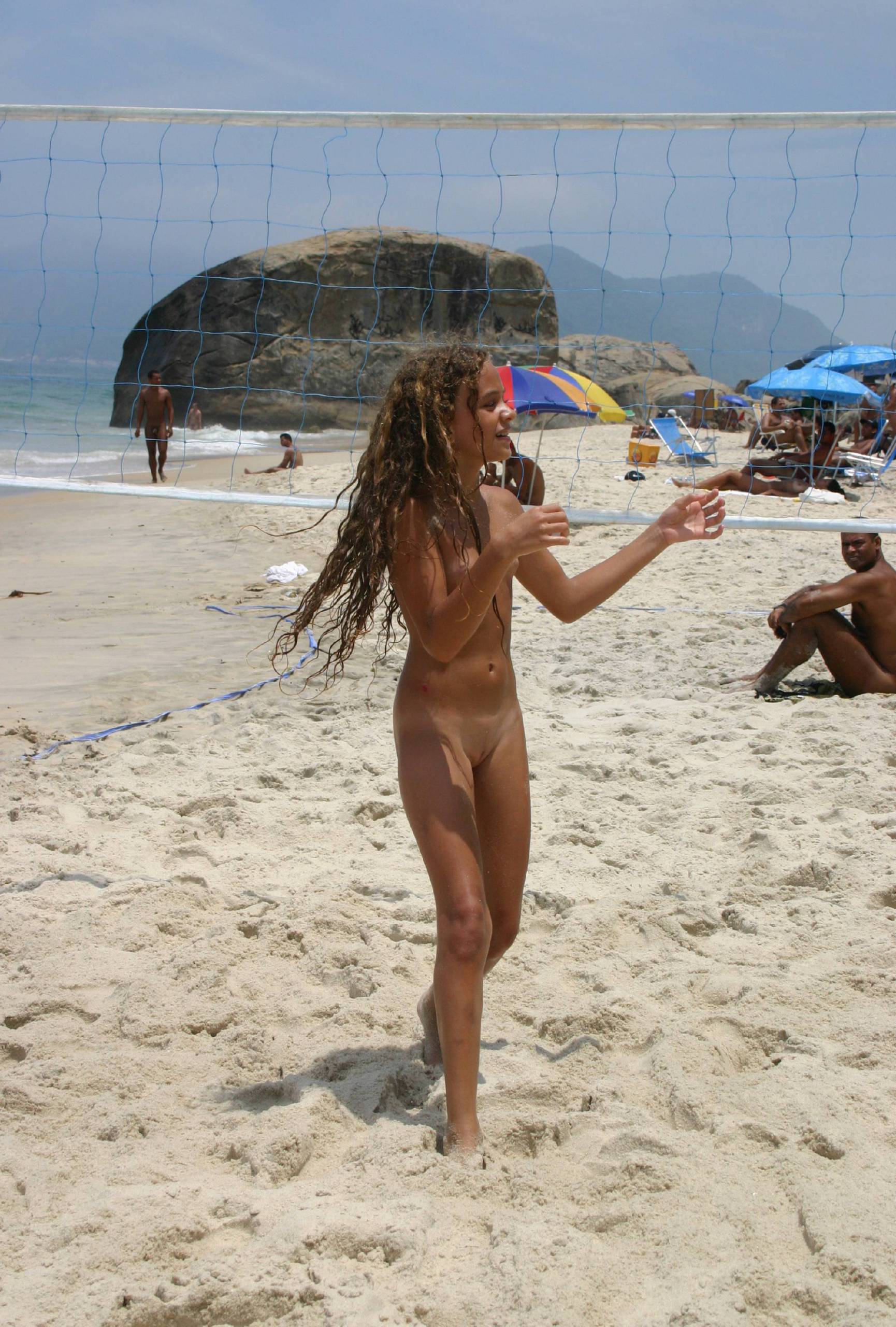 Brazilian Nudist Sport Girls - 3