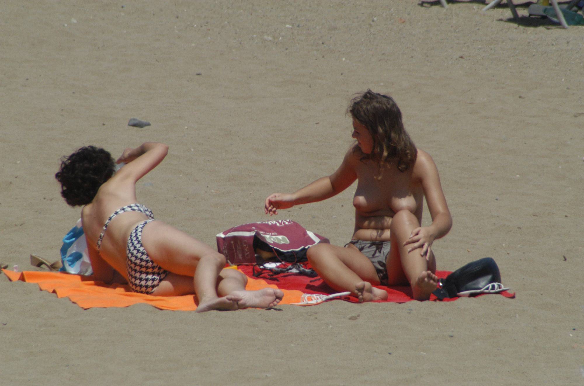 Pure Nudism Photos Barcelona Topless Beach - 1