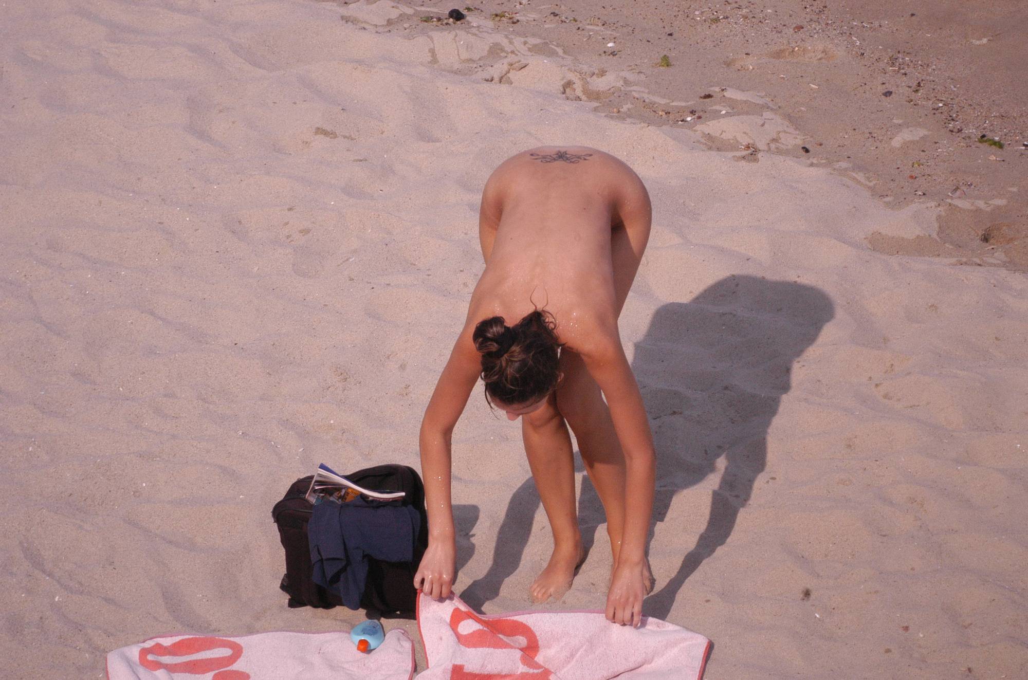 Pure Nudism Images Verna Beach Waters Girl - 2