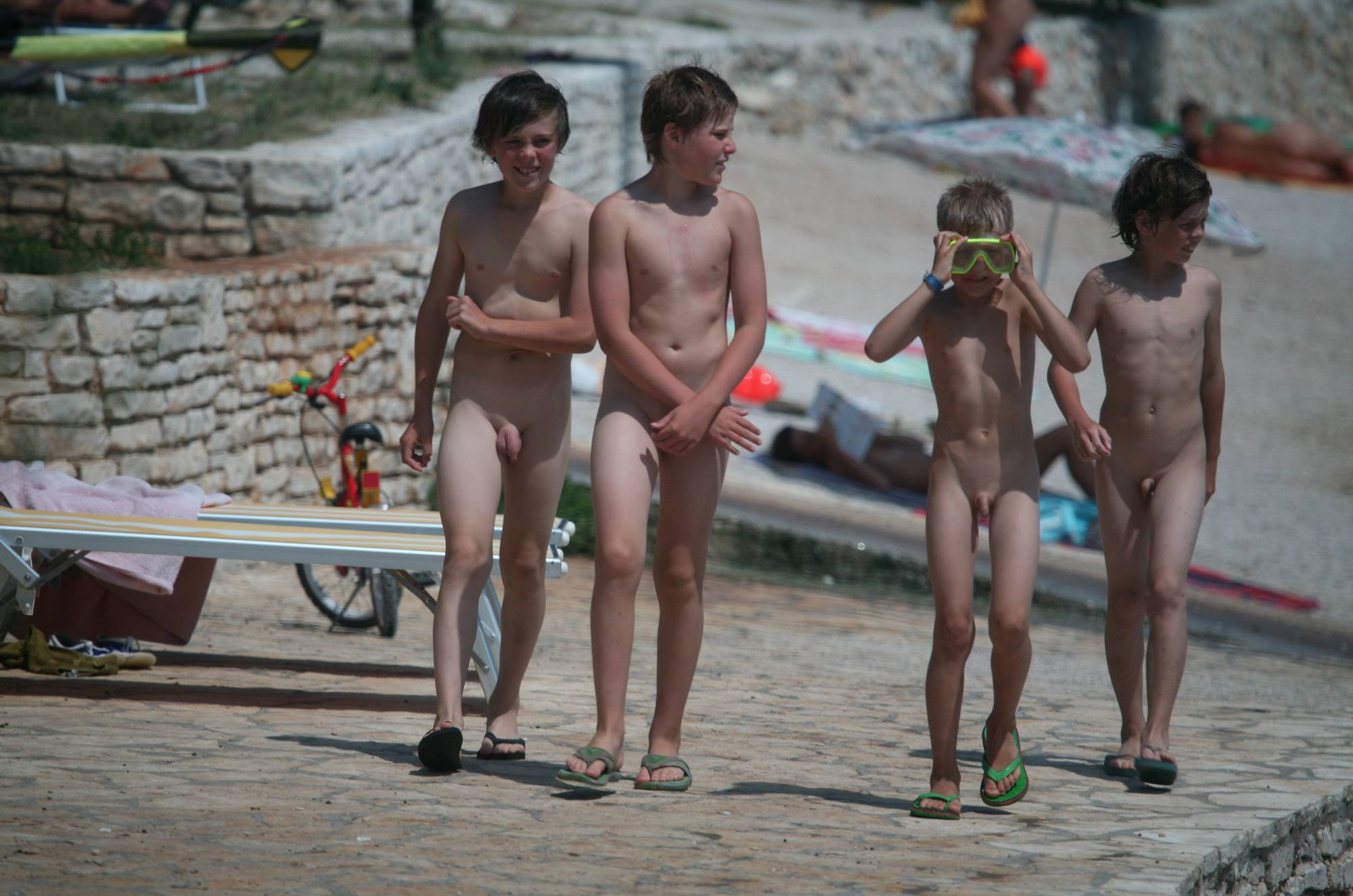 Nudist Photos Boy Nudist Shore Walking - 1