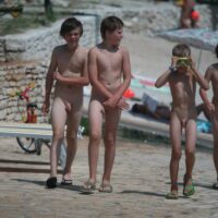 Nudist Photos Boy Nudist Shore Walking - 1